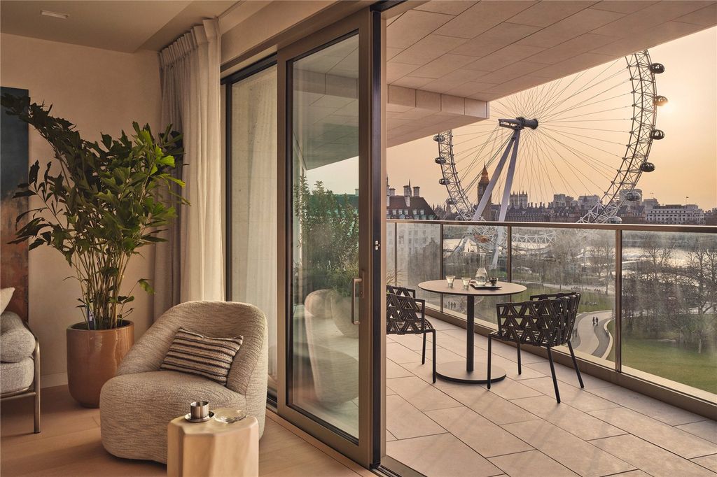 Property photo 2 of 12 Seven