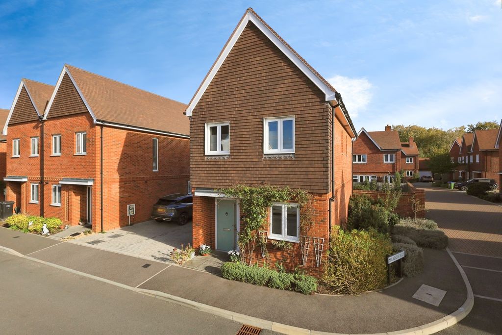 Property photo 1 of 17 Photo