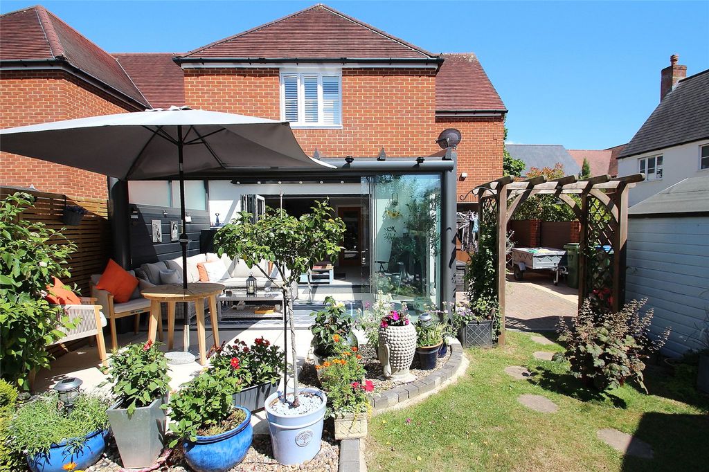 Property photo 1 of 18 Picture No. 11