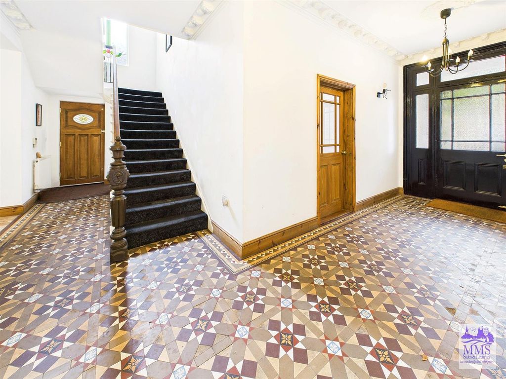 Property photo 3 of 45 Cam04098G0-Pr0093-Still002.Jpg