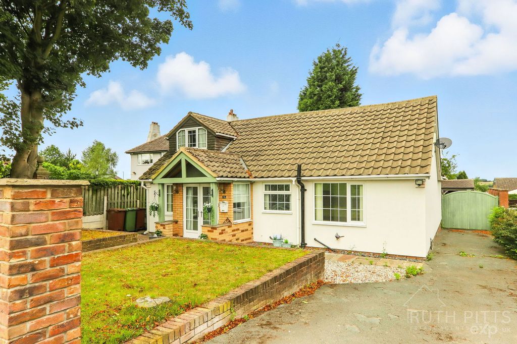 Property photo 2 of 33
