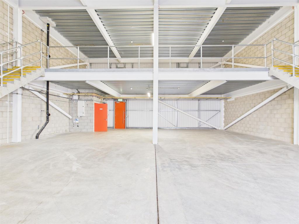 Property photo 3 of 7 Cam04237G0-Pr0288-Still002.Jpg