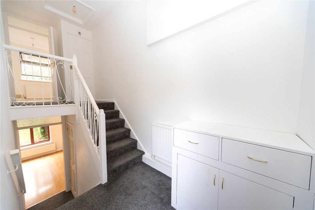 Property photo 2 of 17 Picture No. 04