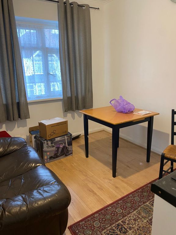 Property photo 3 of 3