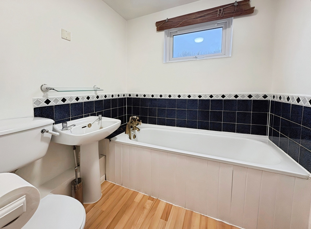 Property photo 3 of 5 Bathroom