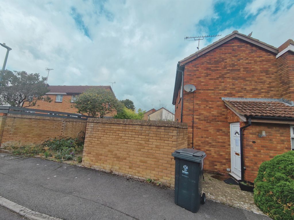 Property photo 1 of 6