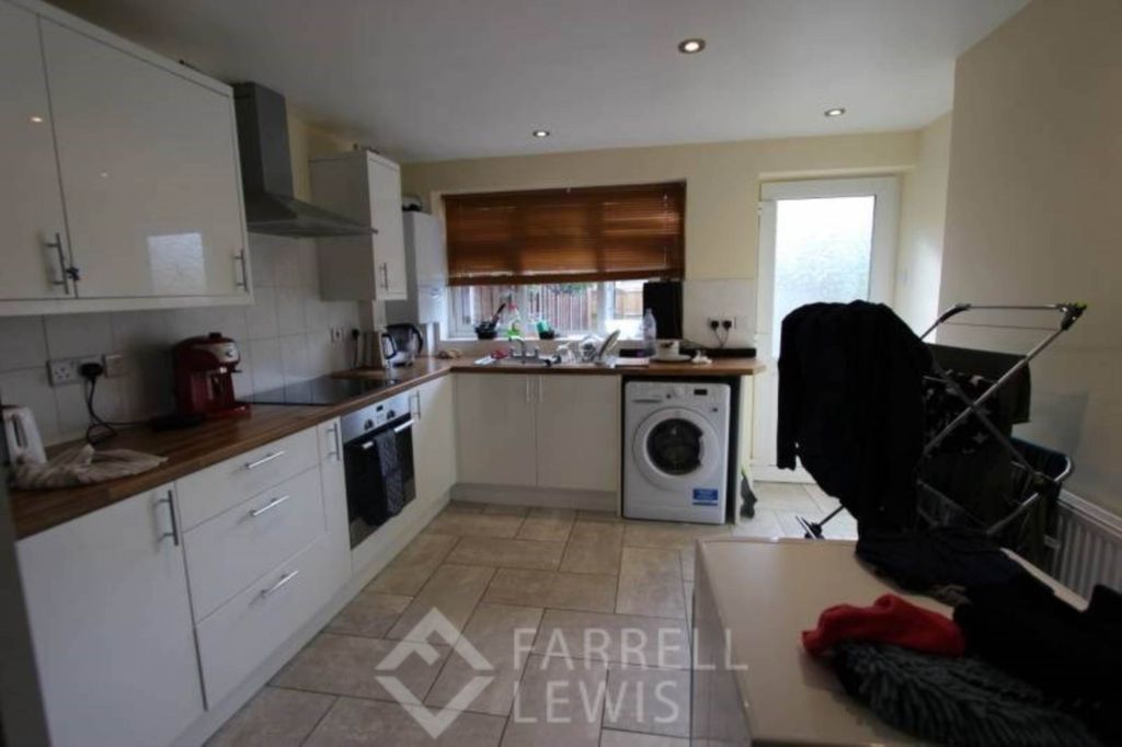 Property photo 3 of 4