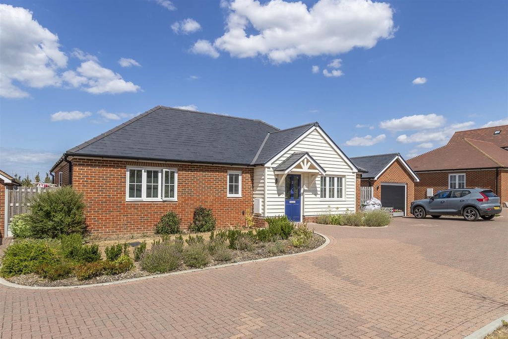 Property photo 1 of 38