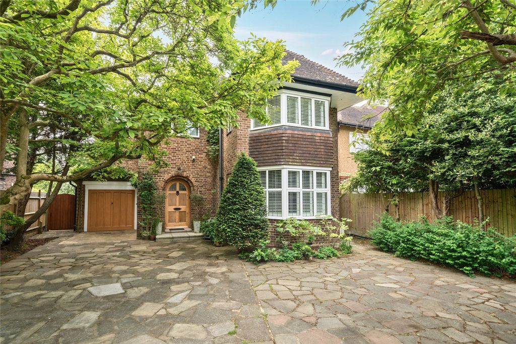 Property photo 1 of 24 Picture No. 10