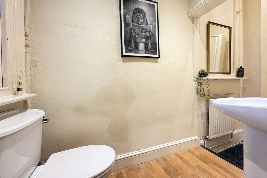 Additional image 8 of 1 bed flat for saleSt. Michaels Road, Aldershot, Hampshire GU12