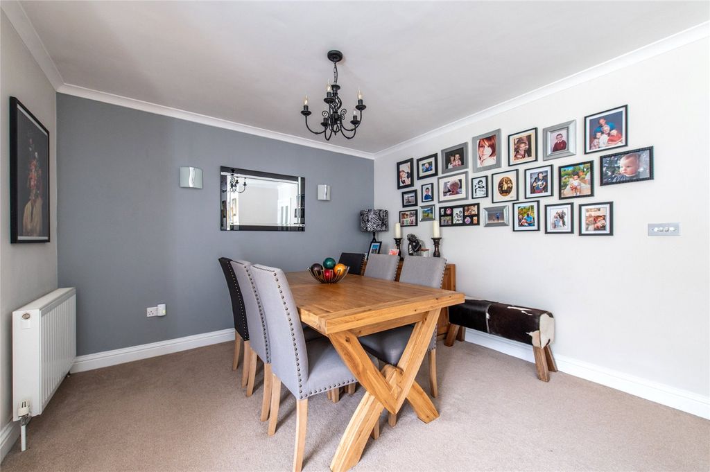 Property photo 3 of 24 Picture No. 10