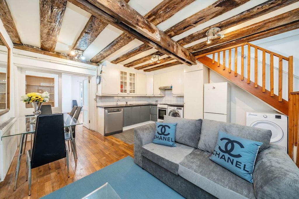 Property photo 2 of 6