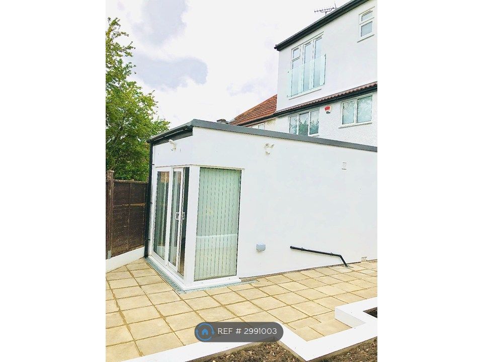 Property photo 3 of 13