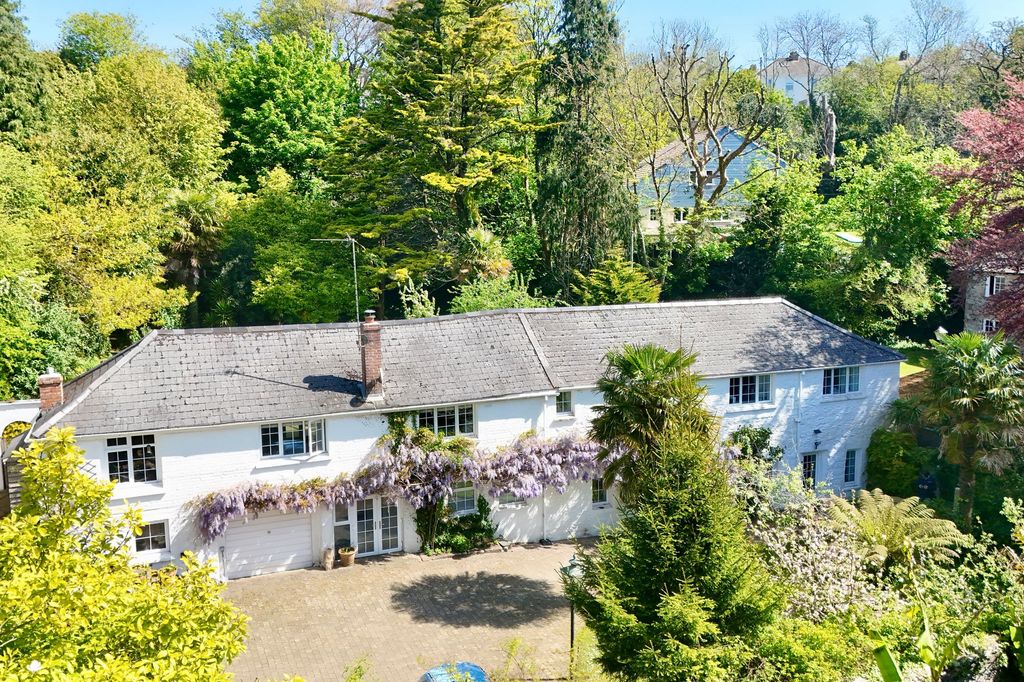Property photo 1 of 21
