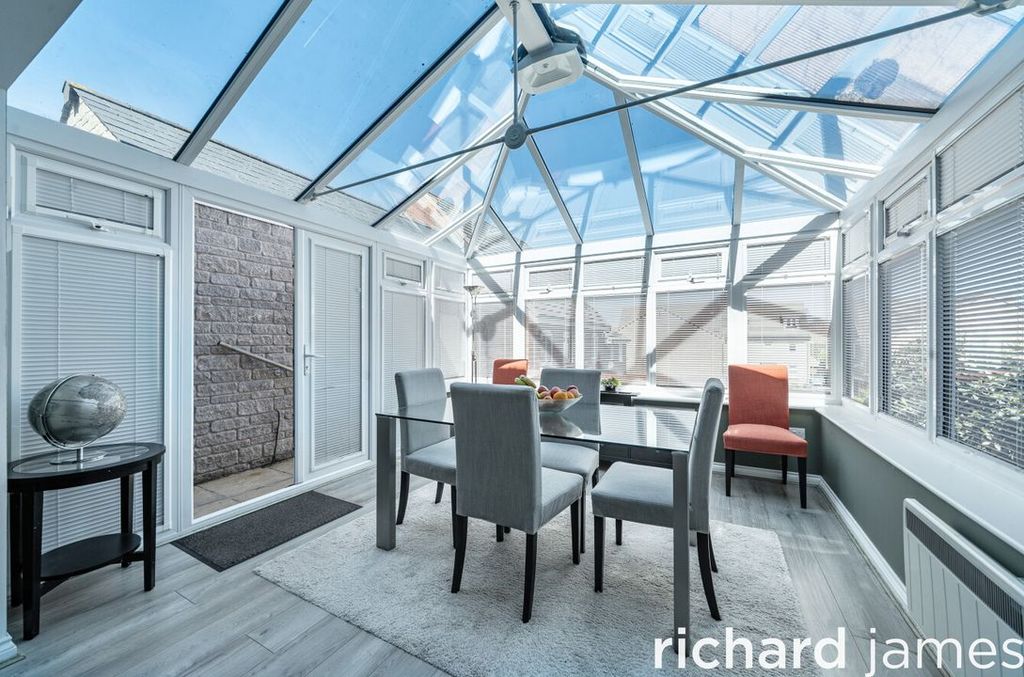 Property photo 3 of 24 Ff3745A26d4E410c86E64796F77d672F