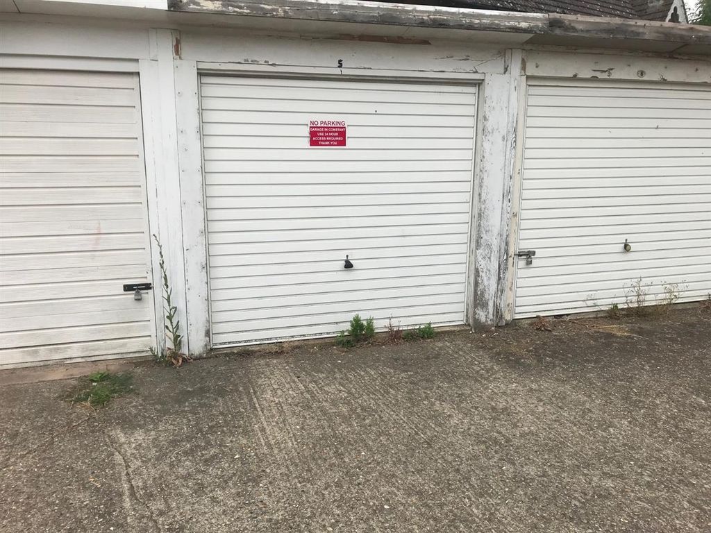 Property photo 1 of 3 Main Picture