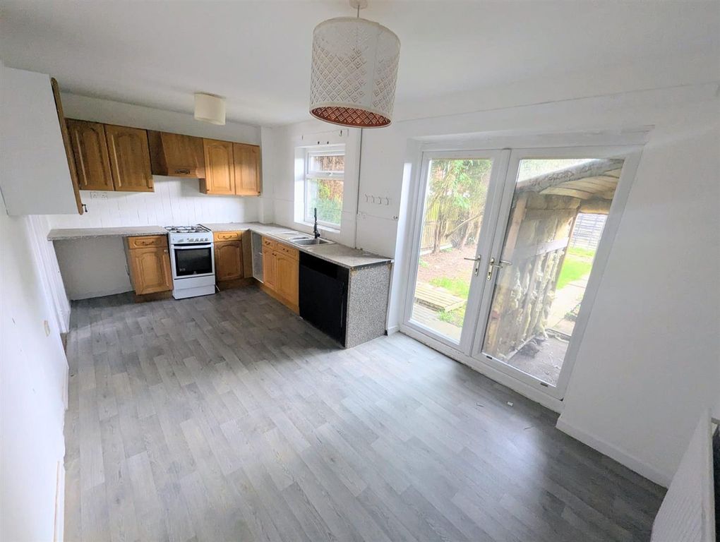Property photo 2 of 8 c15312A5-5A71-4342-8E79-Cbe59Db2d6De.Jpg