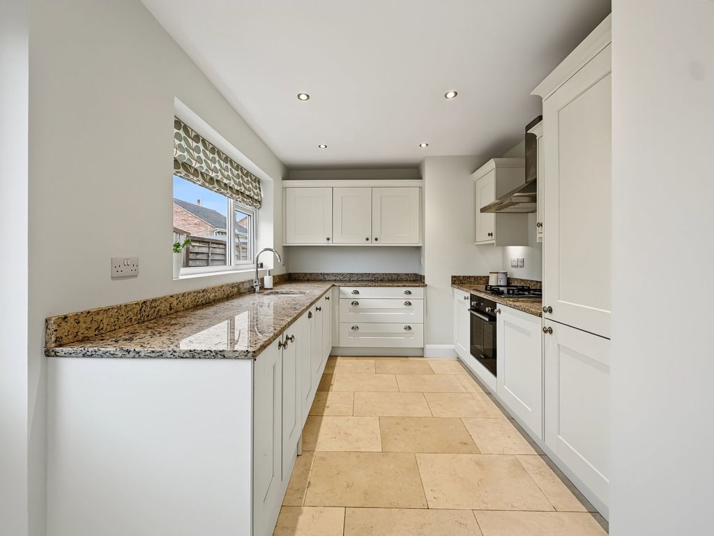 Property photo 2 of 24