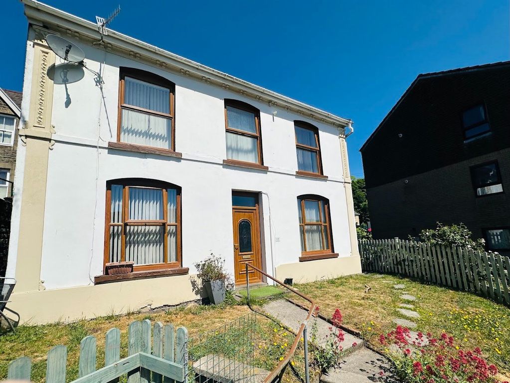 Property photo 1 of 26