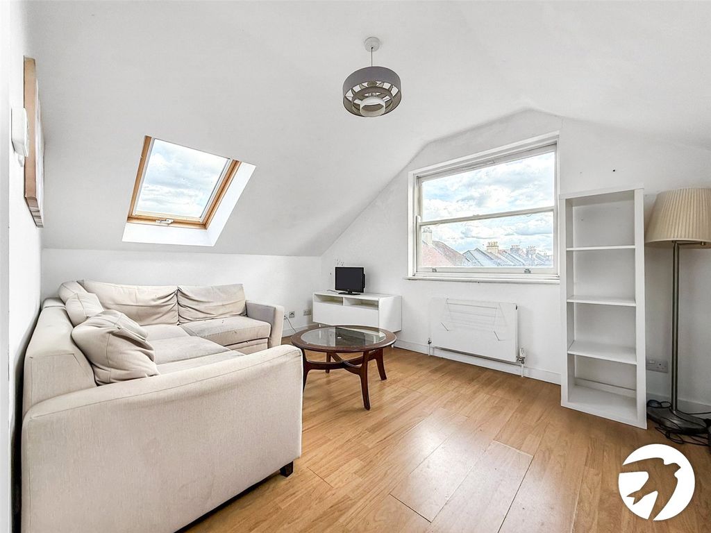 Property photo 2 of 13 Picture No. 04
