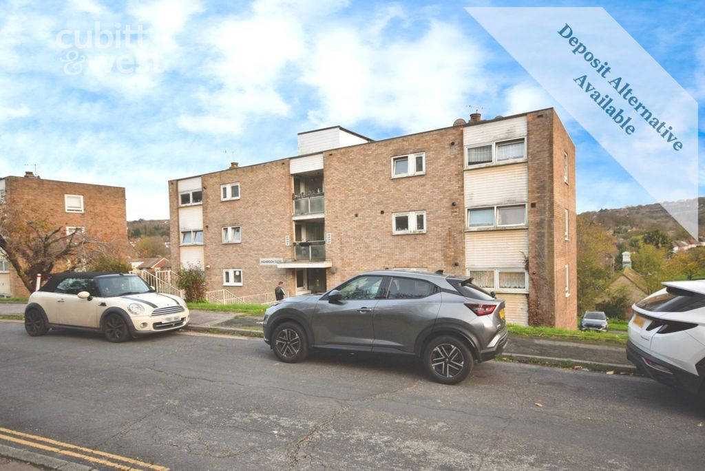 Property photo 2 of 9 External