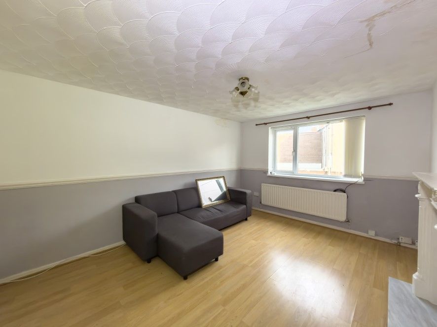 Property photo 3 of 21