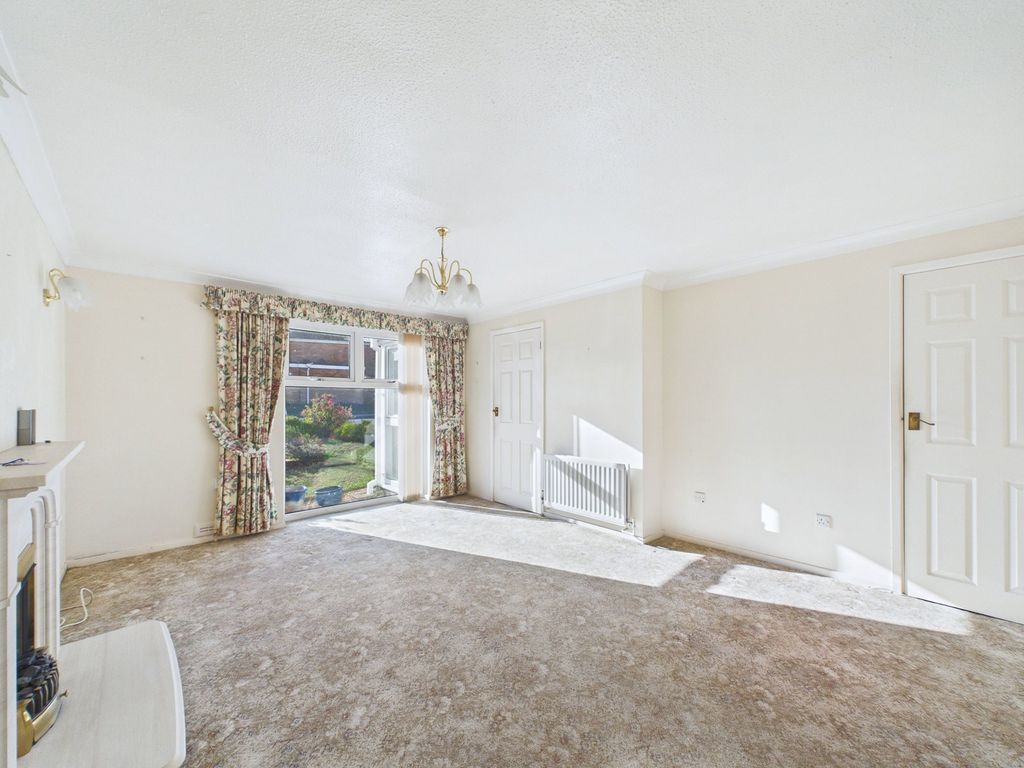 Property photo 3 of 14