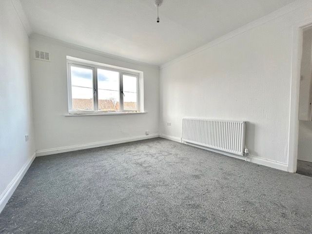 Property photo 3 of 7 7