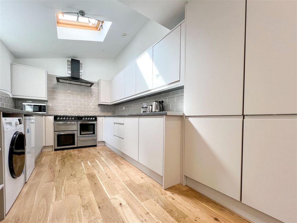 Property photo 1 of 7 20.Jpg