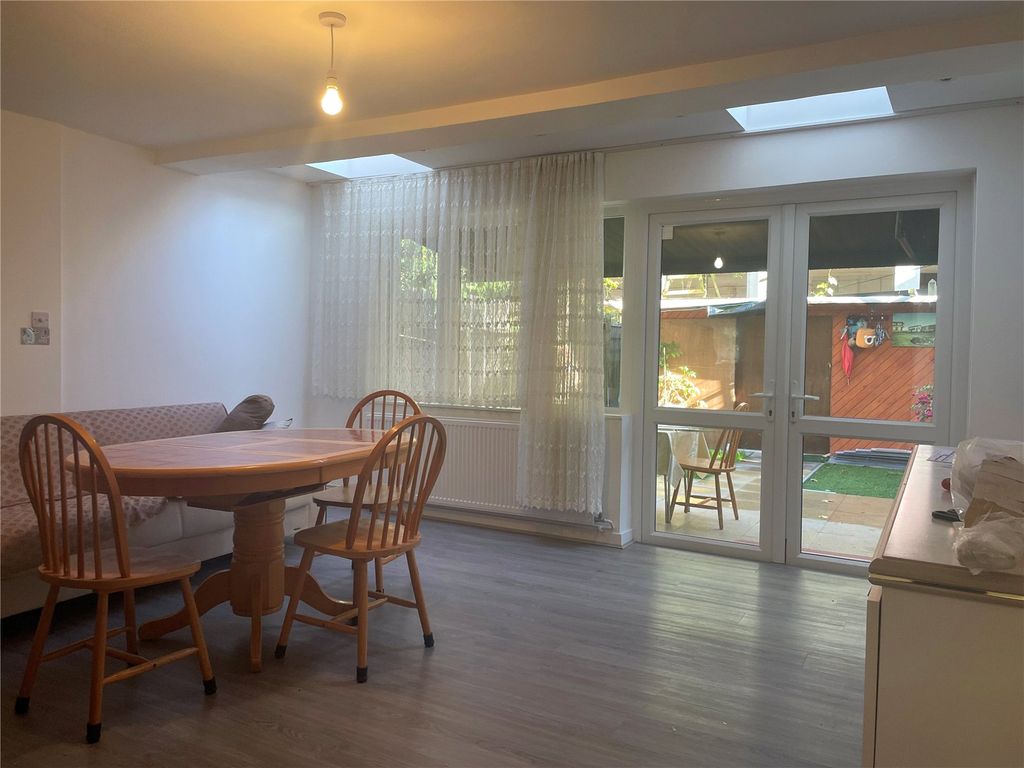 Property photo 1 of 12 Picture No. 04
