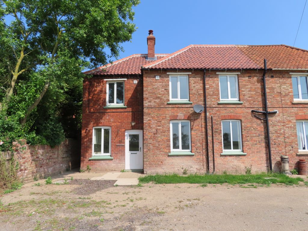 Property photo 1 of 28