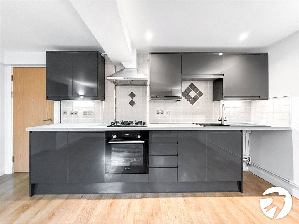 Property photo 2 of 8 Kitchen