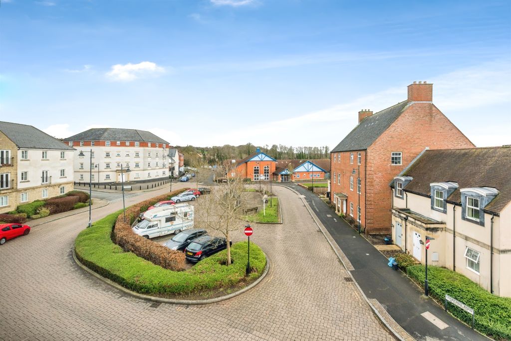 Property photo 2 of 12