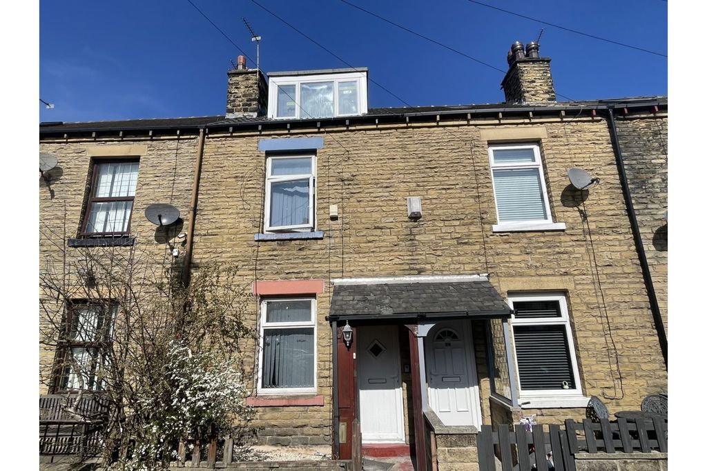 Property photo 3 of 14