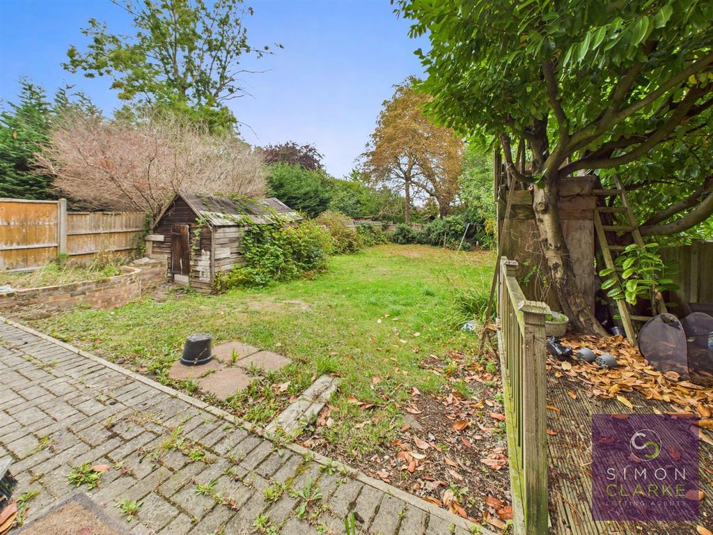 Property photo 2 of 8 Cam05425G0-Pr0038-Still010.Jpg