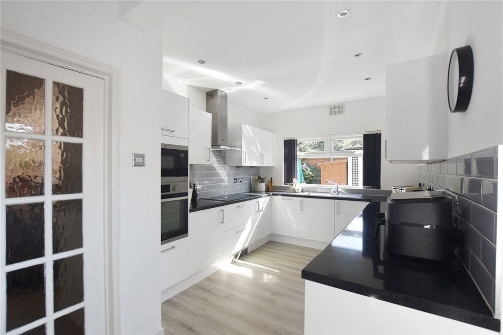 Property photo 2 of 13 Kitchen