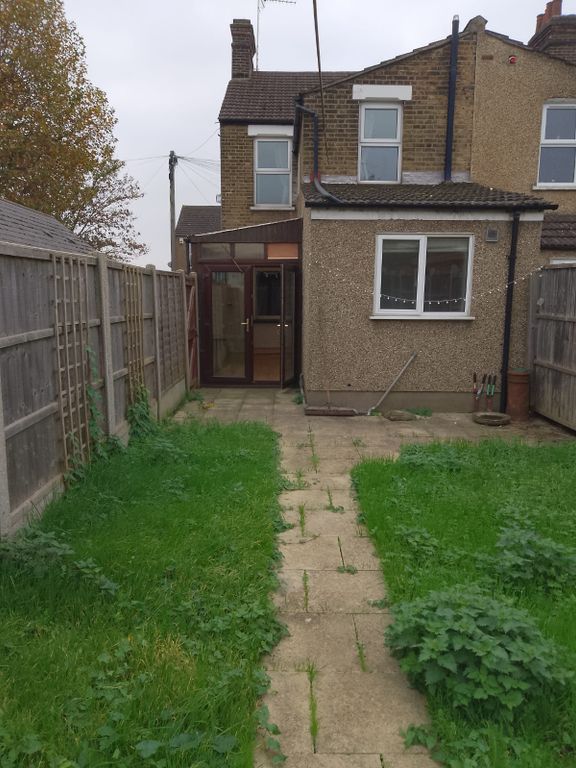 Property photo 2 of 12