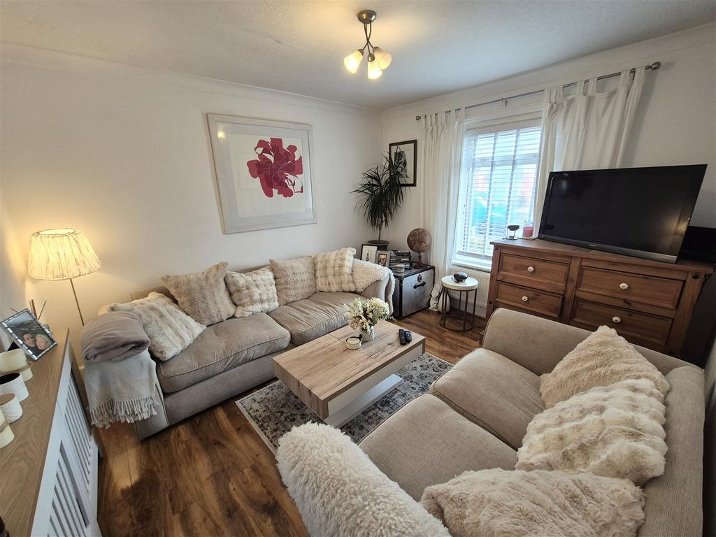 Property photo 2 of 10 96Bviclo.Jpg