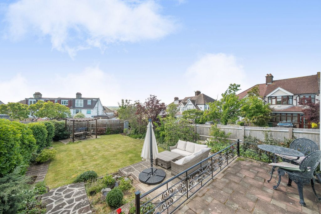 Property photo 2 of 21 1453467-9-69F4Bdf...