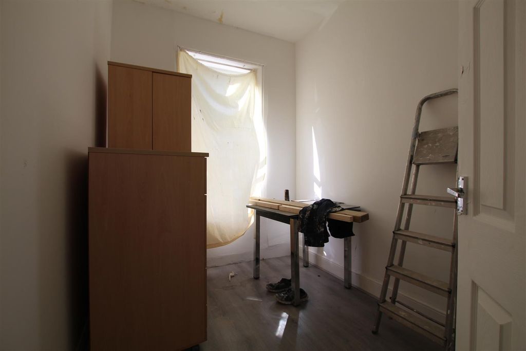 Property photo 2 of 7 Img_5450.Jpg