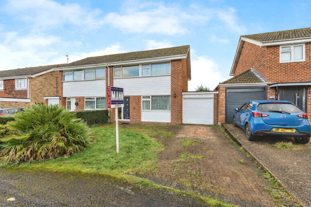 Property photo 1 of 15 Picture No. 23