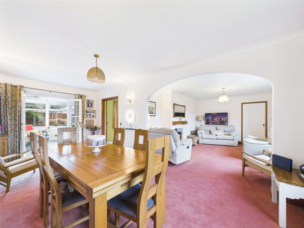 Property photo 3 of 17 Picture No. 04