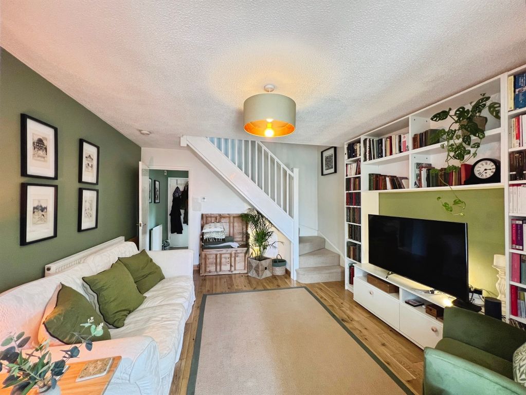 Property photo 2 of 21