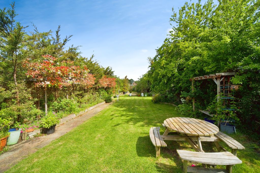 Property photo 2 of 15