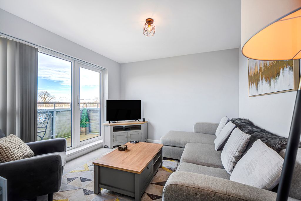 Property photo 3 of 6 Picture No. 02