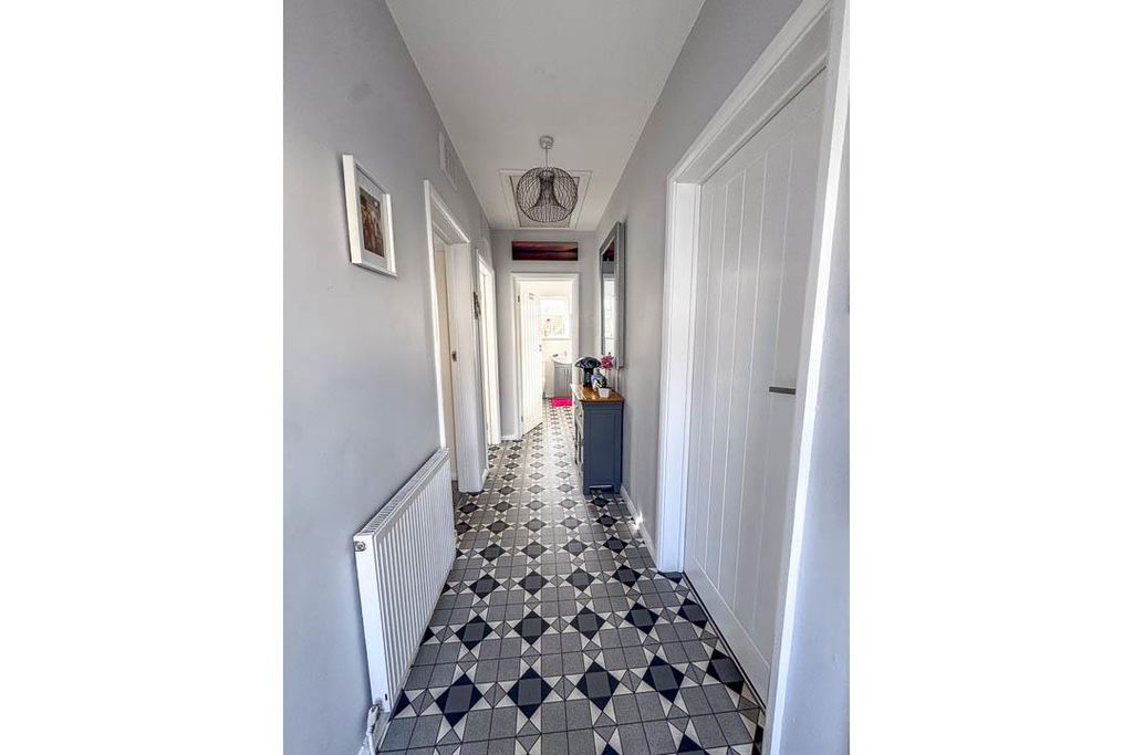 Property photo 3 of 27 23 Greeba Drive. Onchan (9).Jpg