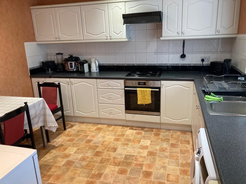 Property photo 3 of 9 Kitchen, Gideon Road, Eden Harper Sw11