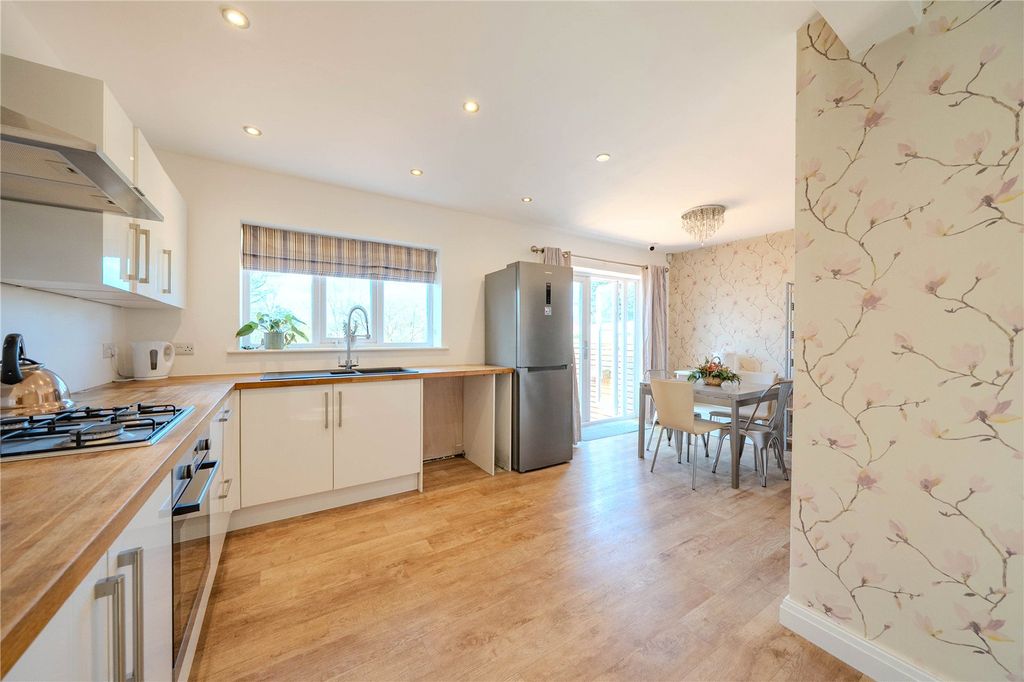 Property photo 3 of 13 Picture No. 39