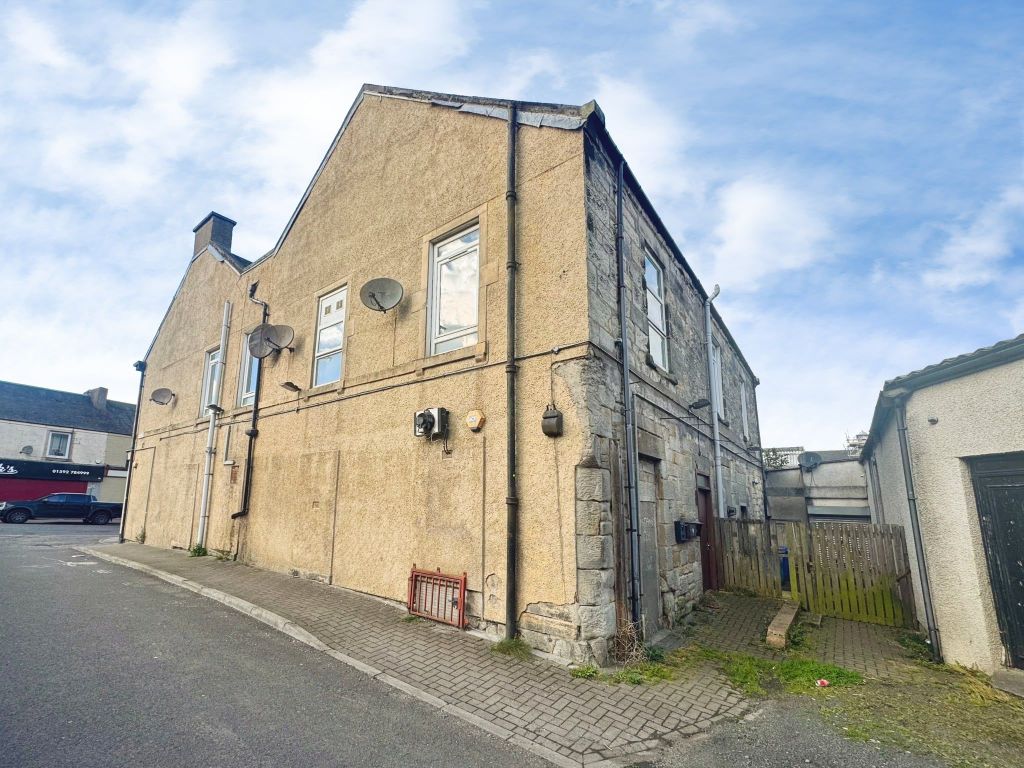 Property photo 2 of 15