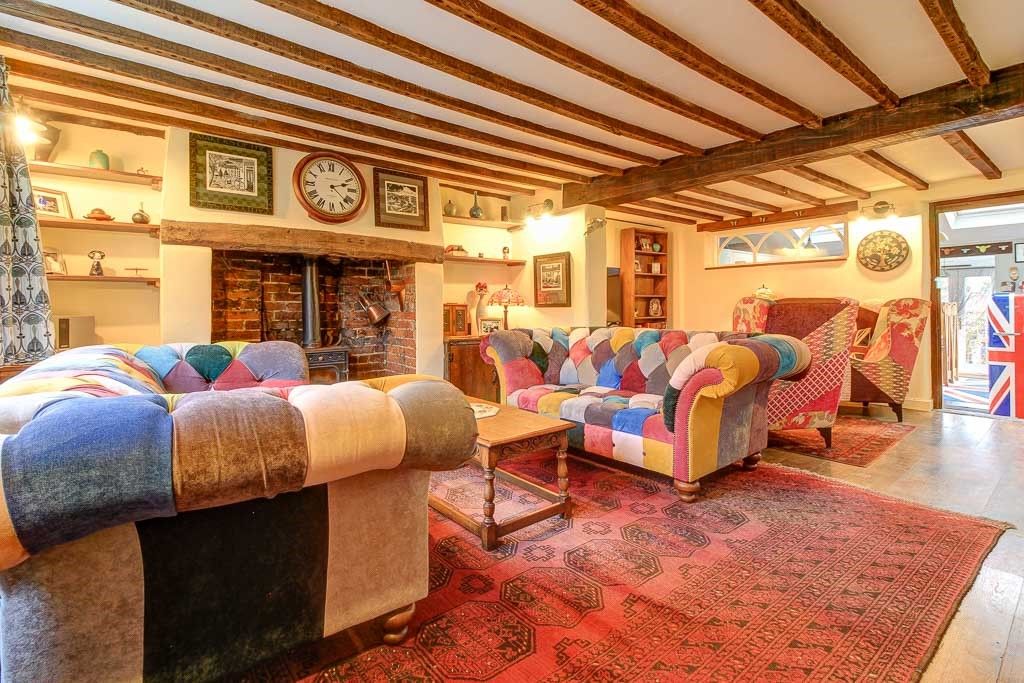 Property photo 2 of 17